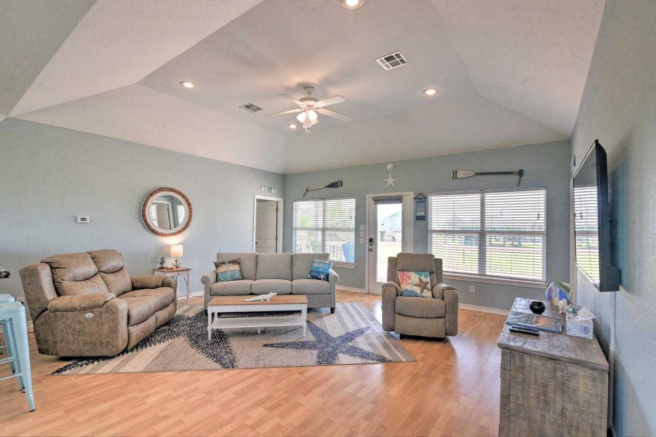 Bright Crystal Beach House, Walk To Coast! Villa Bolivar Peninsula Ngoại thất bức ảnh