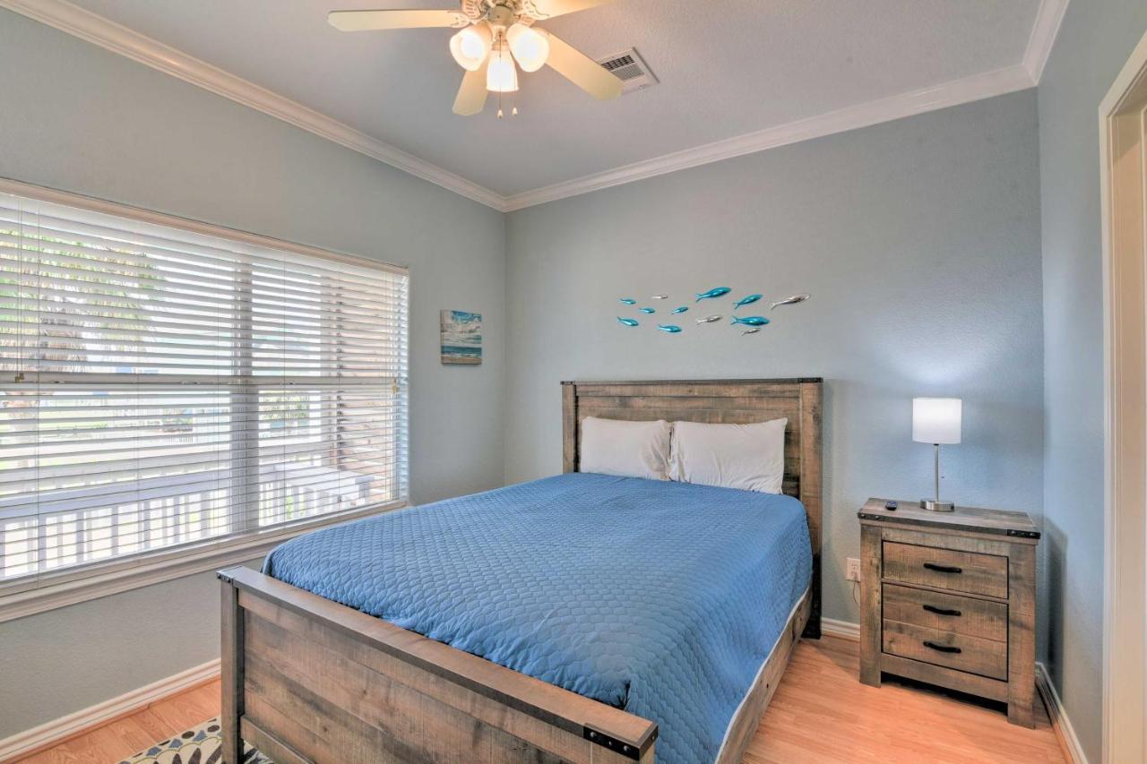 Bright Crystal Beach House, Walk To Coast! Villa Bolivar Peninsula Ngoại thất bức ảnh